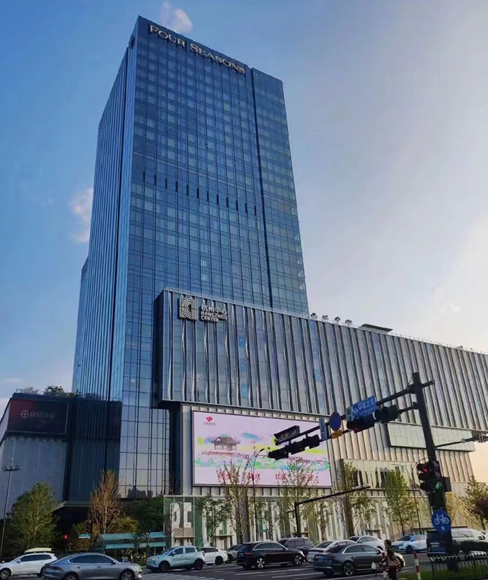 Newhoo Technology Helps Walmart Customize Windproof Roller Shutters